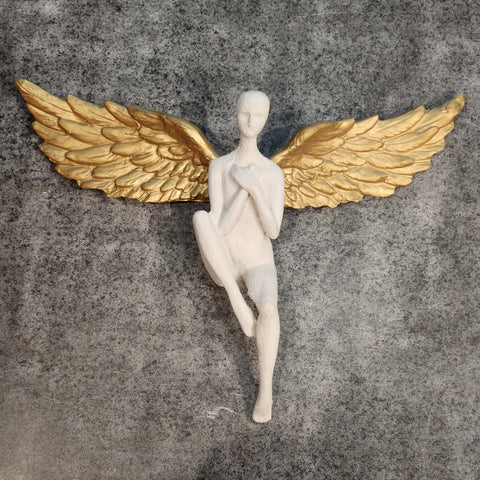 WALL CELESTIAL FIGURINE