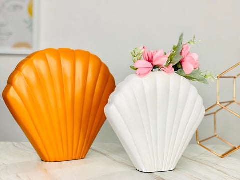 MODERN SWISH SHELL VASE SET